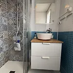 Ortuella Apartment דירה *